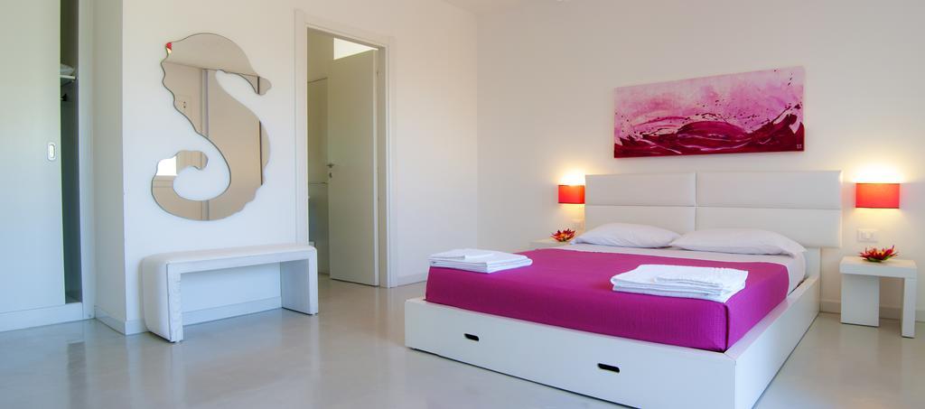 Hotel Beach Salento Марина ди Песколусе Екстериор снимка