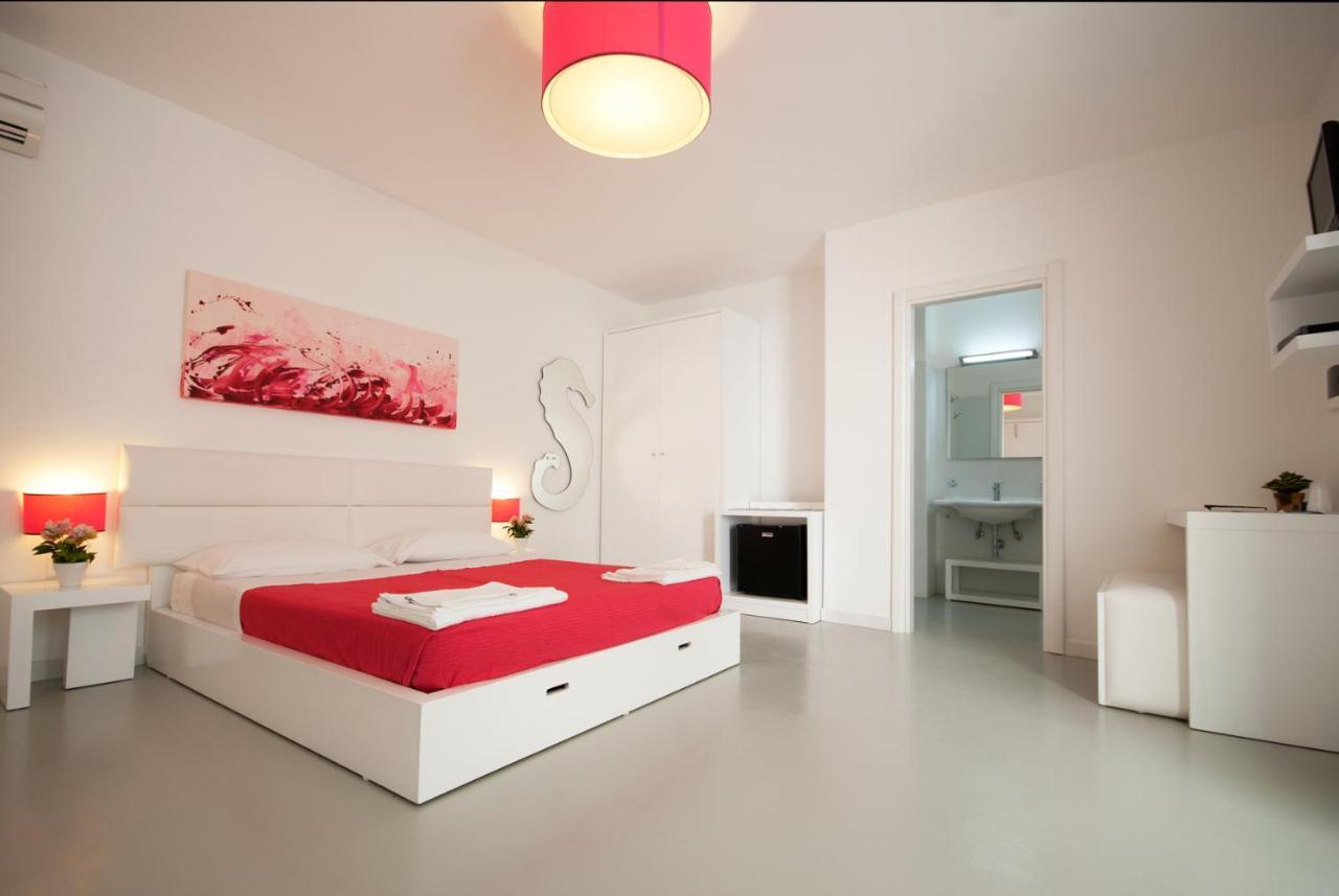 Hotel Beach Salento Марина ди Песколусе Екстериор снимка