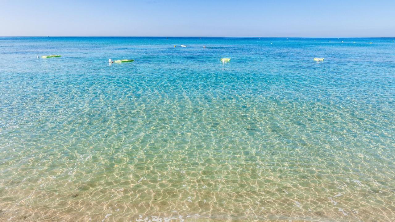 Hotel Beach Salento Марина ди Песколусе Екстериор снимка