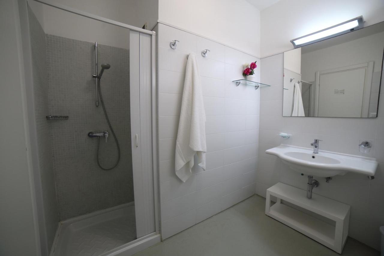 Hotel Beach Salento Марина ди Песколусе Екстериор снимка