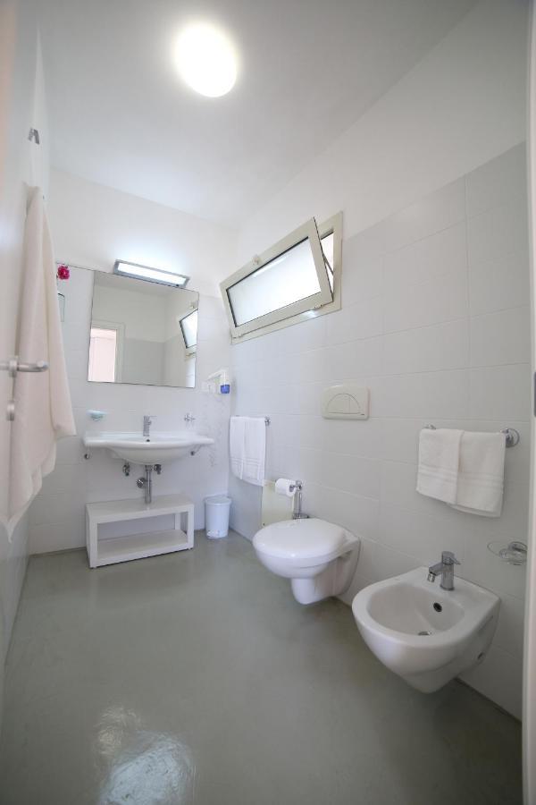 Hotel Beach Salento Марина ди Песколусе Екстериор снимка